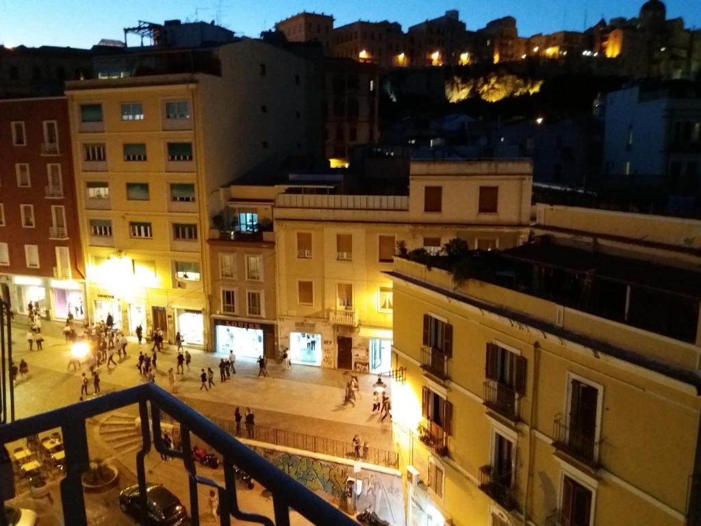 The shopping streets in the evening